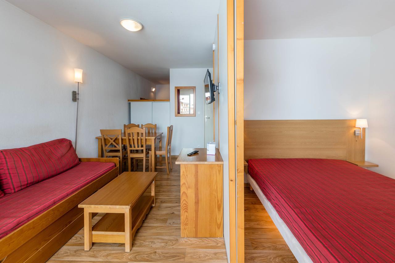 One-Bedroom Apartment 2